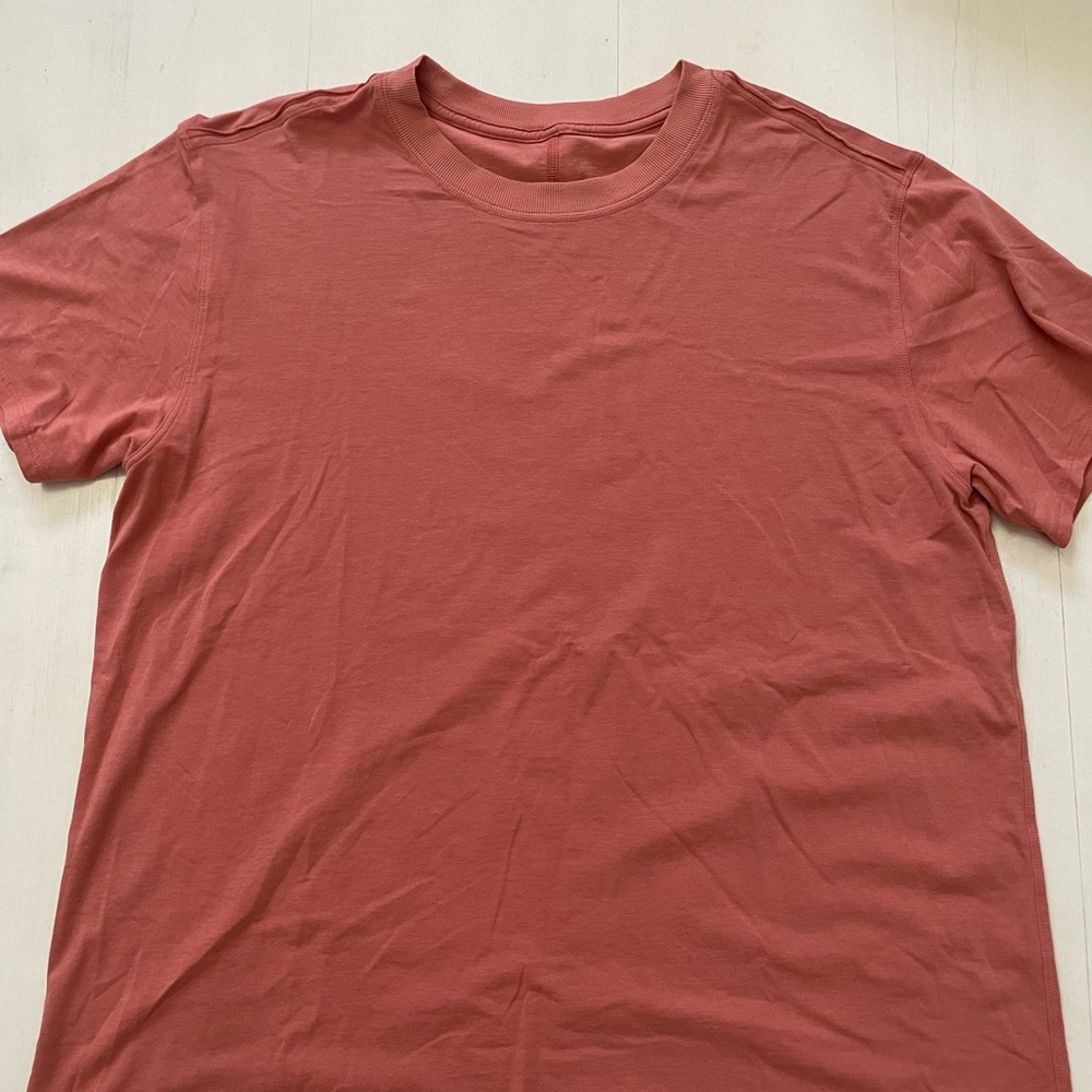 Women’s Lululemon T-Shirt
